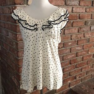 Blouse With ruffled cap sleeves Polka -Dots
